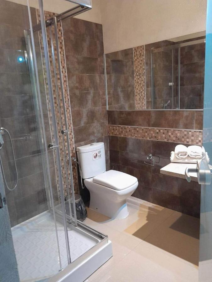 Militari Residence Hotel Chiajna Екстериор снимка